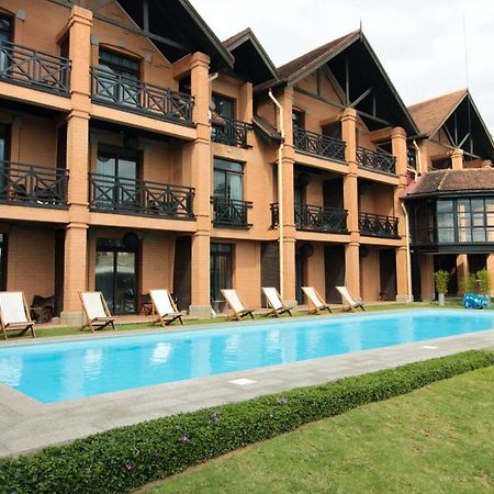 Radisson Hotel Tamboho Waterfront 塔那那利佛 外观 照片