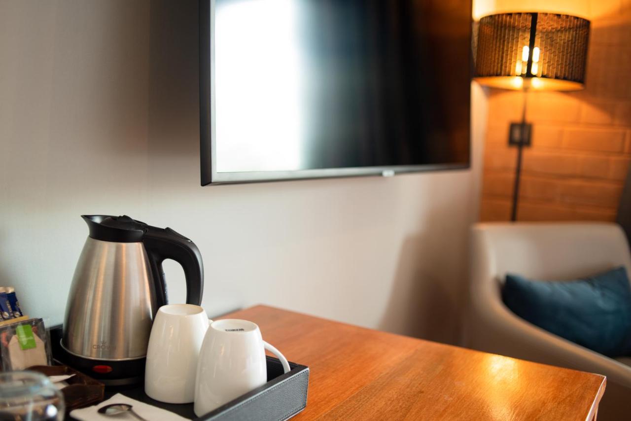 Radisson Hotel Tamboho Waterfront 塔那那利佛 外观 照片